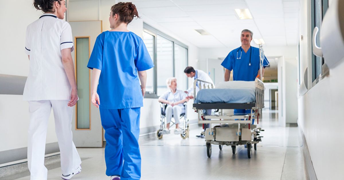 Best Way for Nurses to List Credentials After Their Names